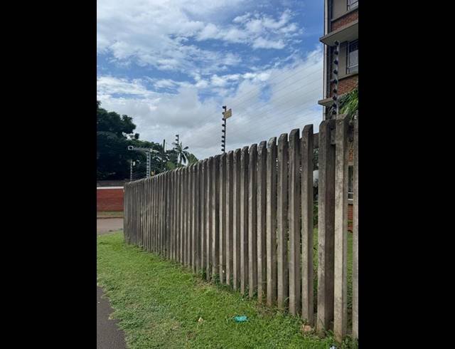 2 BEDROOM PROPERTY TO RENT IN ROSSBURGH